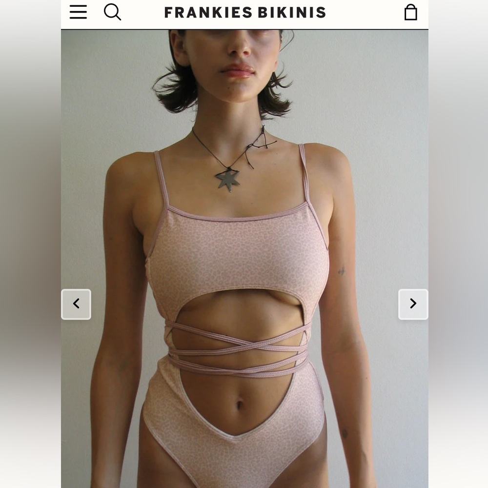 Brandnew Frankies bikinis Leopard One piece bikini